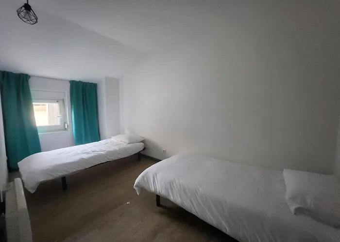 Spacieux 2 Chambres, Paisible 아파트 *